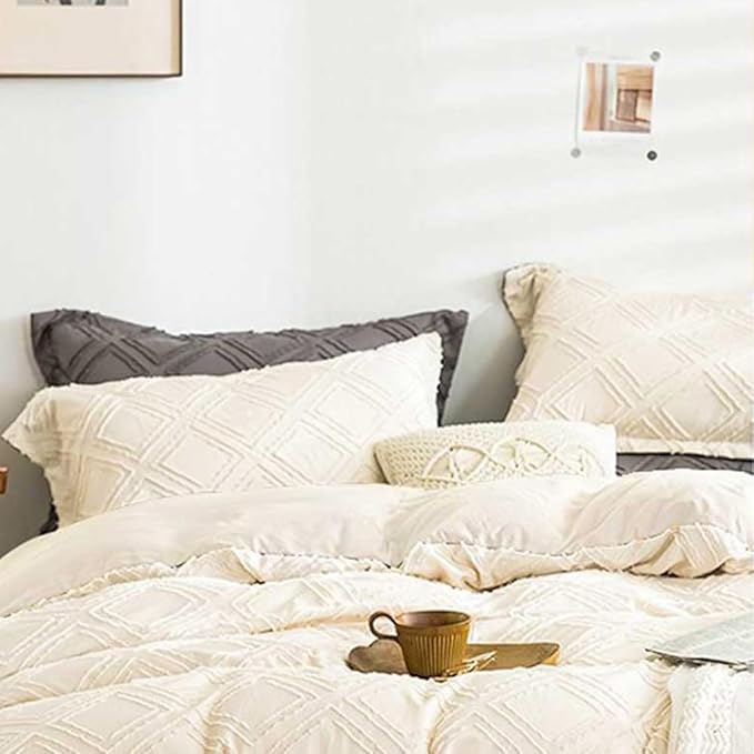 Nanko Pillow Case/Pillow Shams Queen Set of 2, Beige Cream Tan Tufted Jacquard Diamond Boho Soft Shabby Chic Microfiber Pillow Covers, for Home Bed, Farmhouse Modern for Men and Women 20 x 30 inch
