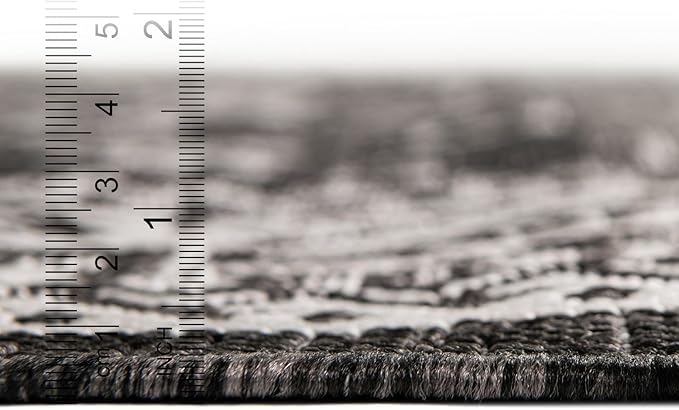 Rugs.com Outdoor Aztec Collection Rug – 5x7 Charcoal Gray Flatweave-Pile Rug Perfect for Living Rooms, Large Dining Rooms, Open Floorplans