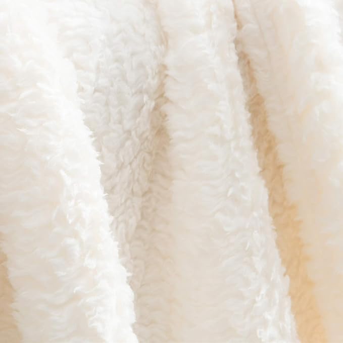 Ultra Soft Cozy Sherpa Throw Blanket, Solid Antique White Light Weight Warm Decorative Boho Style Plush Throw Blanket Cover for Sofa, Couch, Bedroom,Travel, Pattern Reversible, 50”x60”
