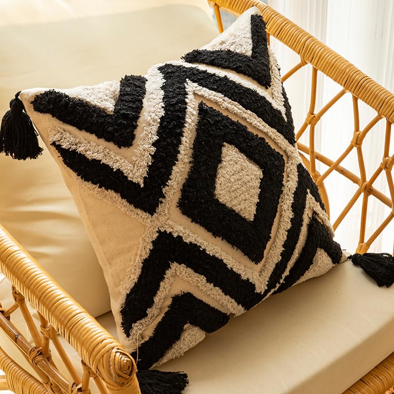 Boho Tufted Decorative Throw Pillow Cover, Cozy Bohemian Cotton Canvas Cushion Cover Tassels Pillow Case Home Decor 18 * 18inch,01