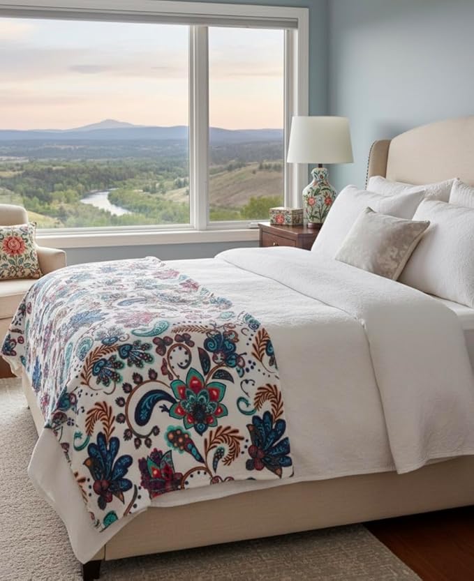 Serafina Home Throw Blanket: Velvelty Soft, Durable Fleece Accent for Bed or Couch (Multicolored Boho, 50 x 70 inches)