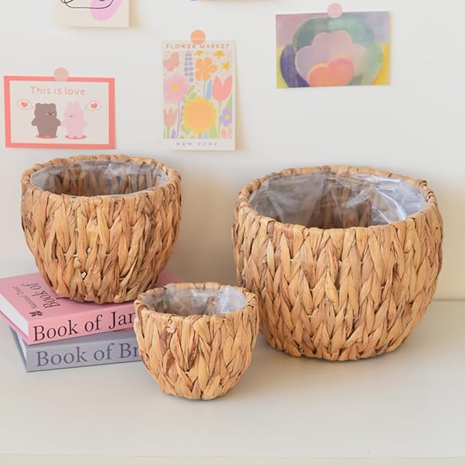 Handwoven Seagrass Plant Basket - Lightweight Decorative Storage for Indoor Garden(7.87inch)