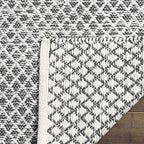 SAFAVIEH Montauk Collection Runner Rug - 2'3" x 7', Light Grey & Ivory, Handmade Cotton, Ideal for High Traffic Areas in Living Room, Bedroom (MTK601K)