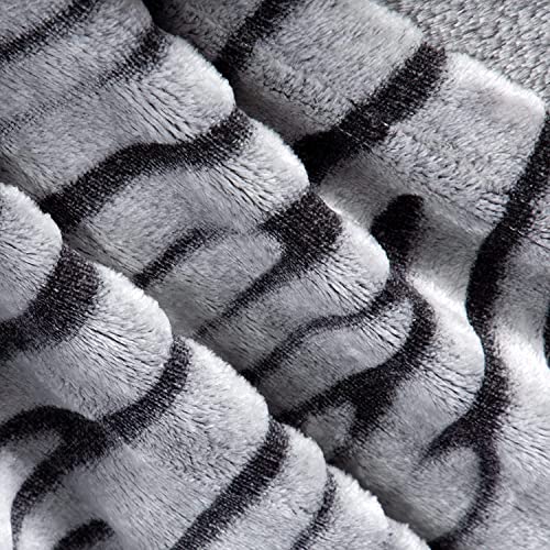 MACEVIA Fleece Throw Blanket for Couch Fuzzy Giraffe Decor 3D Zebra Print Blanket Lightweight Cozy Comfy Super Soft Black and White Blanket for Bed,Sofa 260GSM (Black Zebra,50x60inches) - color: 3d Black Zebra Print, size: Flannel Fleece (50x60 IN)
