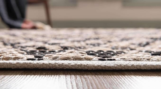 Unique Loom Chindi Jute Collection Area Rug (7' 1" x 10' Rectangle, Black/ Natural)