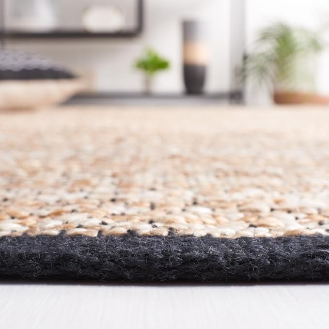 SAFAVIEH Area Rug 8x10 - Natural Fiber Collection - Large - Natural & Black, Farmhouse Style, Ideal for Living Room, Bedroom, Dining Space (NF832A)