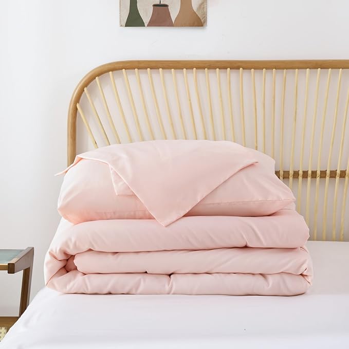 ROSGONIA Oversized Queen Comforter Blush, 3pcs (1 Comforter & 2 Pillowcases) Lightweight Oversized Queen Comforter Sets Bedding Blanket Quilts