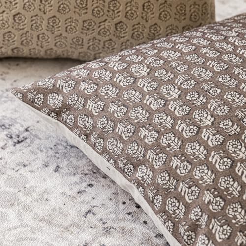 Foindtower Set of 2 Decorative Neutral Floral Print Throw Pillow Covers Vintage Accent Farmhouse Cushion Covers Boho Home Decor for Sofa Chair Couch Bedroom Living Room,18×18 Inch,Brown - color: Chocolate, size: 18" x 18" (Pack of 2)