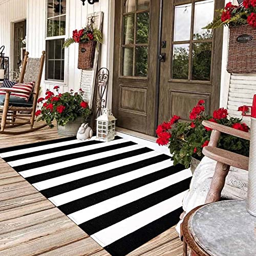 Black and White Outdoor Rug 35.4 x 59 Inches Striped Front Door Mat Front Porch Rug Hand-Woven Machine Washable Indoor/Outdoor Layered Door Mats for Entryway/Porch/Patio - color: Black&white Stripe D, size: 3' x 5' (Rectangular)
