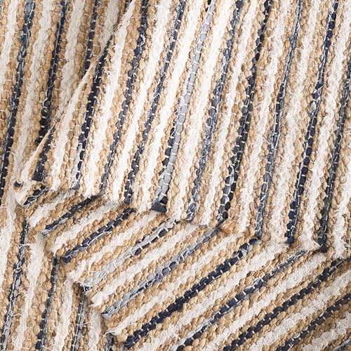 SAFAVIEH Cape Cod Collection Area Rug - 6' Round, Natural & Navy, Handmade Jute Blend, Braided Design, Ideal for the Living Room, Dining, Bedroom (CAP151N) - color: Natural/Navy, size: 6' (Round)