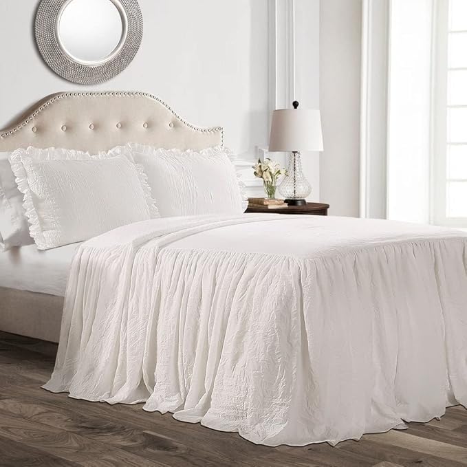 Lush Decor Ruffle Skirt Bedspread Set - 3-Piece Luxurious Farmhouse Bedding - Elegant Ruffle Detail - Timeless Style - Soft Lightweight Sheets - Full, Blush