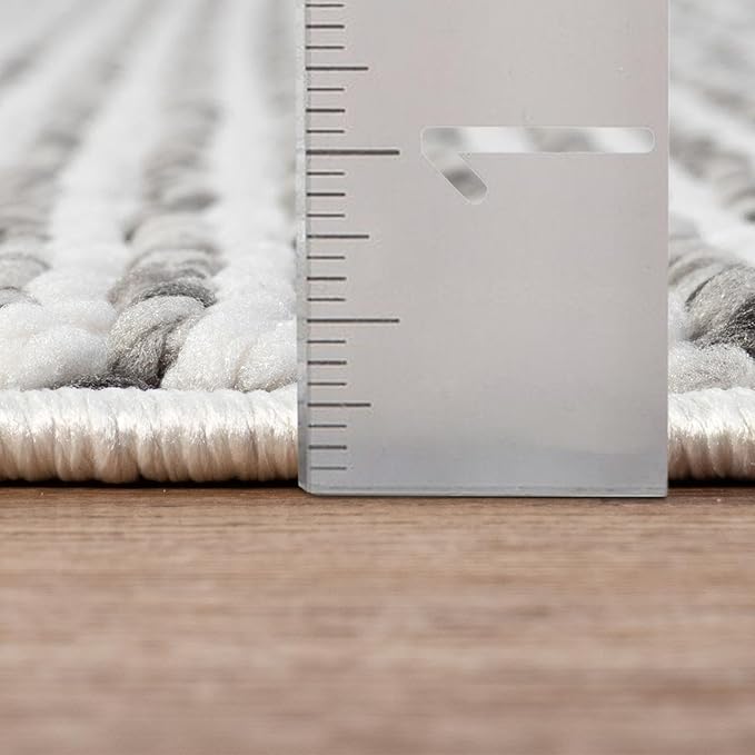 LUXE WEAVERS Solid Machine Woven White Dark Gray 5x7 Area Rug, Indoor Stain-Resistant Carpet