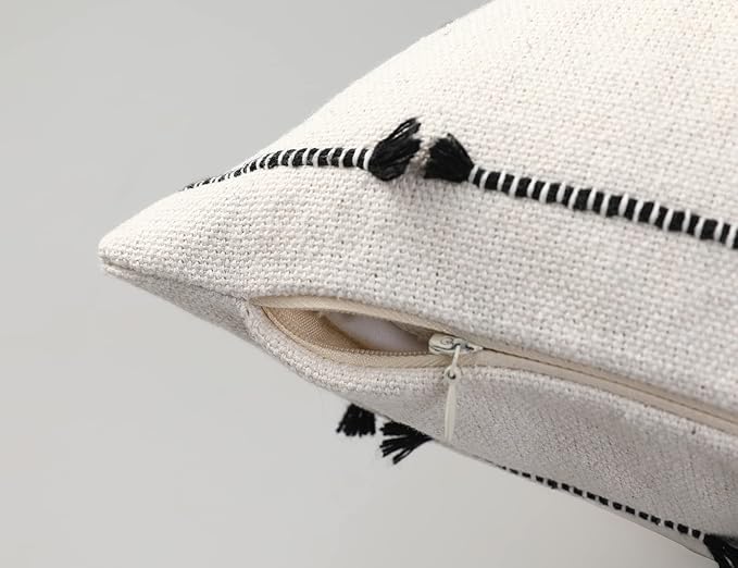 Set of 2 Boho Throw Pillow Covers 22x22,Black Off White Neutral Couch Pillow Case with Tassel Fringe Decorative，Modern Accent Farmhouse Cushion Covers for Sofa Couch Bed Living Room