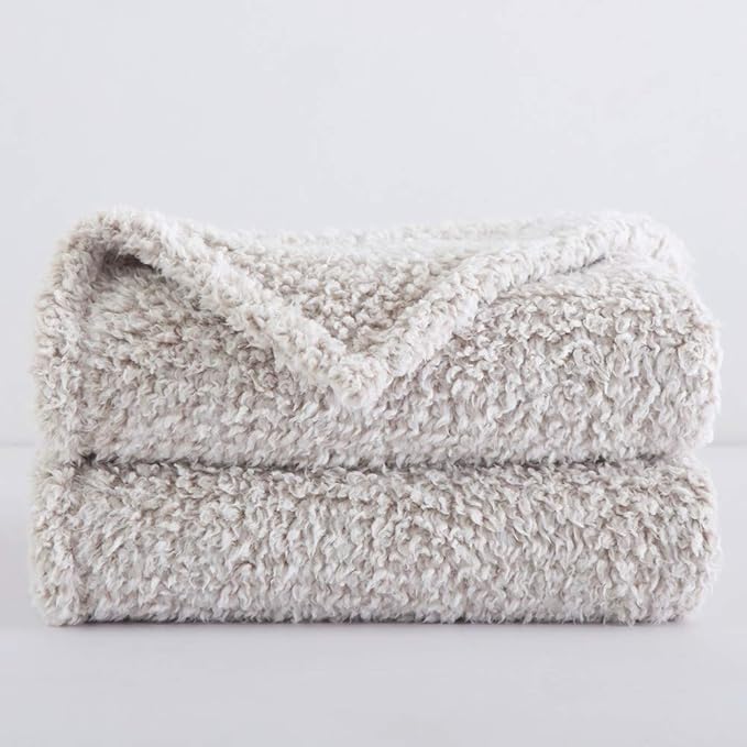 Ultra Soft Fleece Sherpa Blanket King Size, Lightweight Cozy Pattern Reversible Bed Blanket for All Season,2 Tones Ombre Light Brown,104”x90”