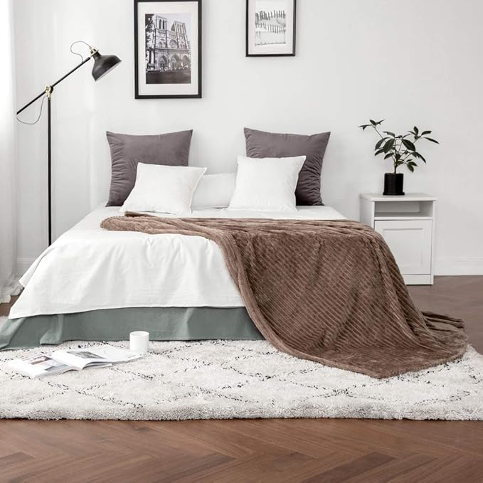 MIULEE Fleece Throw Blanket for Couch 300GSM Super Soft Lightweight Plush Striped Blanket, Brown Warm Cozy Breathable Ribbed Flannel Blanket for Bed/Sofa, Twin Size 60"x80"