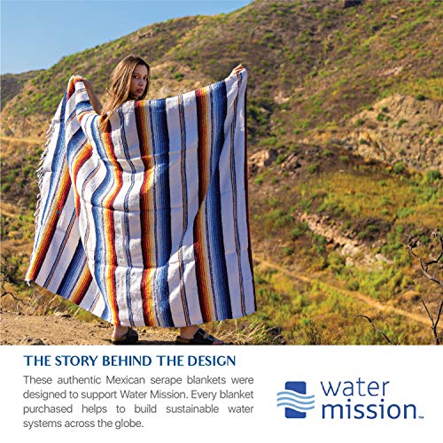 Benevolence LA Authentic Handwoven Mexican Blanket - Yoga & Outdoor, Saddle, Beach, Picnic & Car Blanket - 75 x 52 - Blanco - color: Blanco