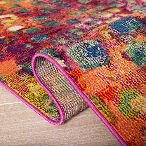 SAFAVIEH Madison Collection Area Rug - 6'7" Square, Fuchsia & Gold, Boho Abstract Distressed Design, Non-Shedding & Easy Care, Ideal for High Traffic Areas in Living Room, Bedroom (MAD425D) - color: Fuchsia/Gold, size: 6'7" x 6'7" (Square)