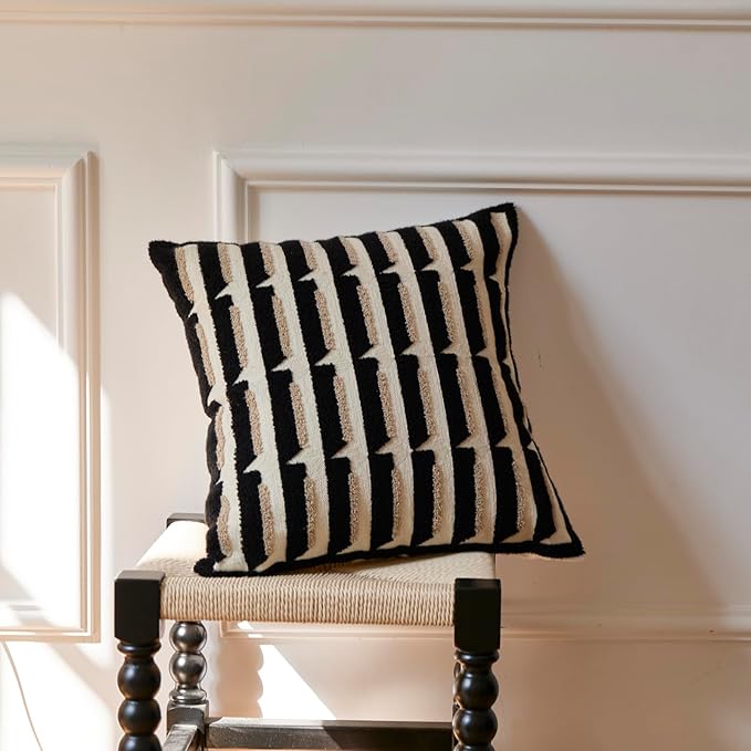 Black Cream Modern Strip Tufted Throw Pillow Covers，Neutral Textured Minimalism Chunky Pillowcases,Bohemian Mid Century Geometric Sham for Couch,1PC,18x18 Inch