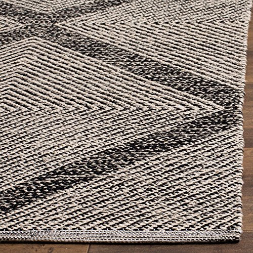 SAFAVIEH Montauk Collection Accent Rug - 3' x 5', Black, Handmade Cotton, Ideal for High Traffic Areas in Entryway, Living Room, Bedroom (MTK821D) - color: Black, size: 3' x 5' (Rectangular)