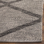 SAFAVIEH Montauk Collection Accent Rug - 3' x 5', Black, Handmade Cotton, Ideal for High Traffic Areas in Entryway, Living Room, Bedroom (MTK821D) - color: Black, size: 3' x 5' (Rectangular)