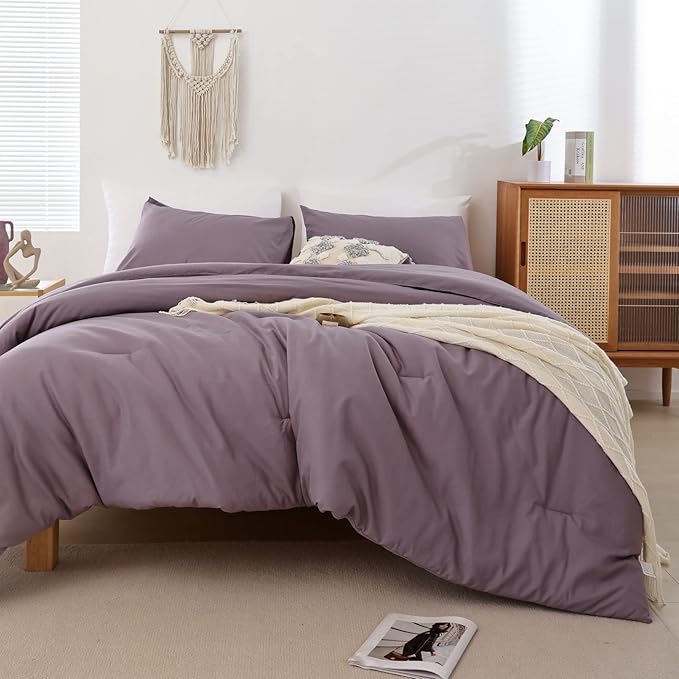 ROSGONIA Oversized Queen Comforter Dusty Purple, 3pcs (1 Comforter & 2 Pillowcases) Lightweight Oversized Queen Comforter Sets Bedding Blanket Quilts