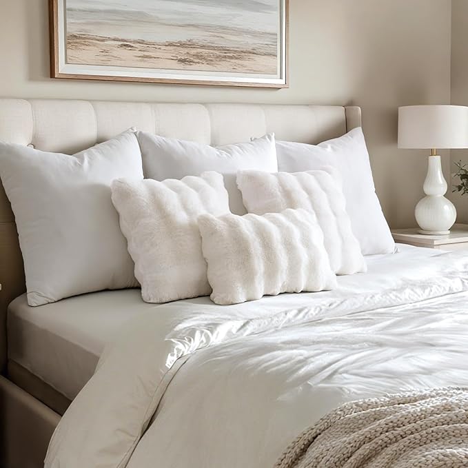 MIULEE Faux Fur Pillow Covers Thick Soft Plush Throw Pillows Luxury Spring Home Decor for Couch Bedroom Living Room Sofa,20x20 Inch Pack of 2 White