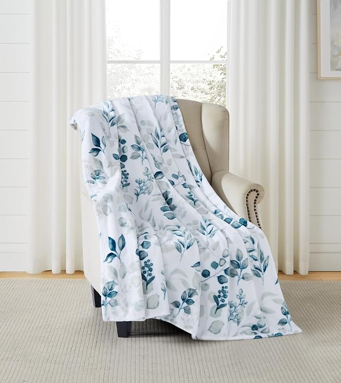 Serafina Home Throw Blanket: Velvelty Soft, Durable Fleece Accent for Bed or Couch (Teal and Gray Berries, 50 x 70 inches)