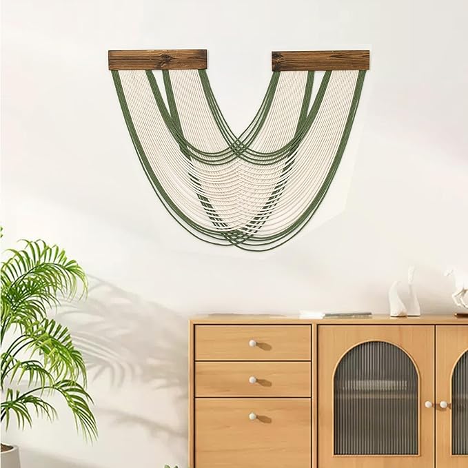 EOBTAIN Green Macrame Wall Hanging Macrame Wall Decor, Handmade Beige Yarn Tassel Boho Tapestry Woven Wall Art for Bedroom Living Room Backdrop Apartment Home Decorations, 23.6x31.5 Inch