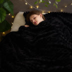 NEWCOSPLAY Super Soft Queen Blanket Black Premium Silky Flannel Fleece 3D Ribbed Jacquard Lightweight Bed Blanket All Season Use (Black Ribbed, Queen(90"x90"))