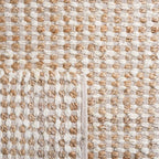 SAFAVIEH Natura Collection Runner Rug - 6' Runner, Beige & Ivory, Transitional Design, Ideal for High Traffic Areas in Hallway, Bathroom & Kitchen (NAT349B-26)