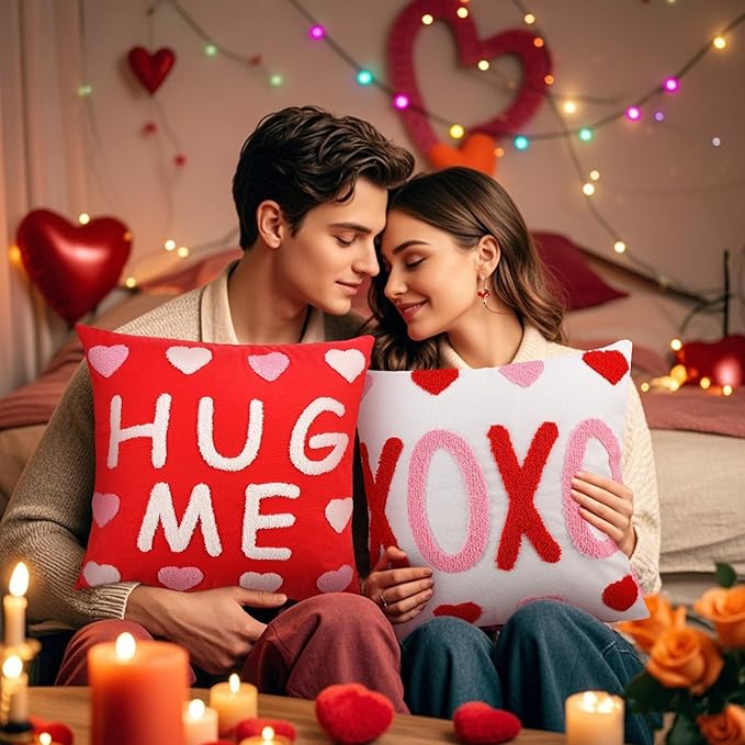2 Pcs Tufted Valentine's Day Pillow Covers 18'' Red White Heart Throw Pillow Cases 3D Soft Plush Faux Fur Wool Couch Cushion Case for Chair Sofa Bedroom Living Room Home Decor