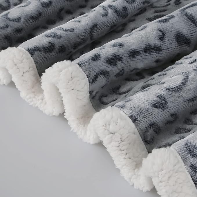 MACEVIA Sherpa Fleece Throw Blanket for Couch Fuzzy 3D Cheetah Blanket Thick Warm Reversible Cozy Comfy Super Soft Leopard Blanket for Bed Sofa 490GSM - Navy Leopard,50x60In