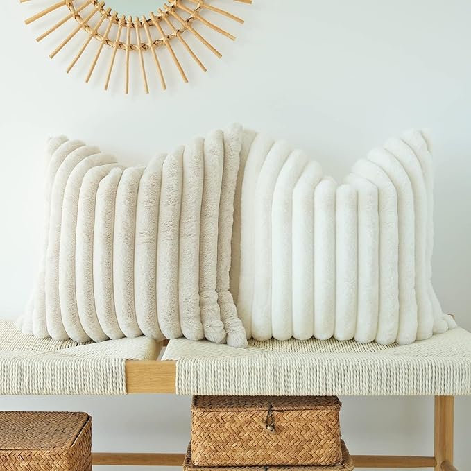 JOJUSIS Pack of 2 Faux Fur Plush Decorative Throw Pillow Covers Couch Cushion Case Soft Pillowcases (White, 20 x 20-Inch)