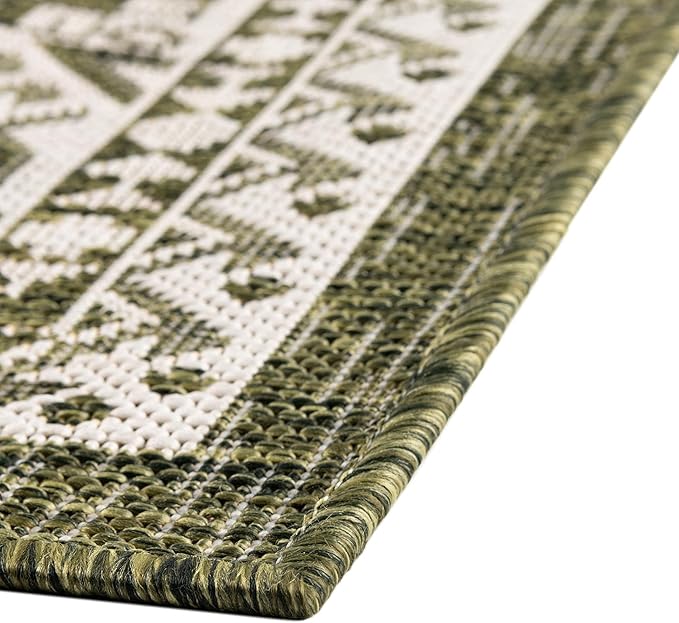 Rugs.com Outdoor Aztec Collection Rug – 5' x 8' Green Flatweave Rug Perfect for Living Rooms, Large Dining Rooms, Open Floorplans