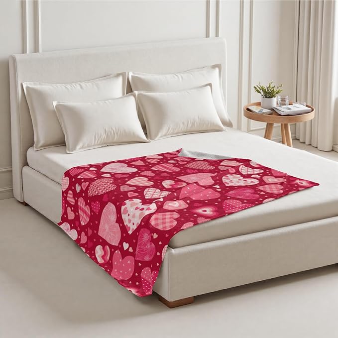 Valentines Heart Blanket Soft Flannel Lightweight Valentine Pink Love Hearts Throw Blanket Cozy Warm Blankets All Seasons Living Room Decor for Kids Adults Use On Sofa Couch Bed Office 40x50 inch