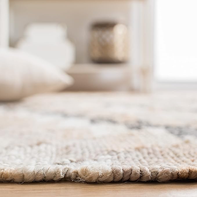 SAFAVIEH Natural Fiber Collection Runner Rug - 2'3" x 9', Natural & Black, Handmade Boho Southwestern Fringe Jute, Ideal for High Traffic Areas in Living Room, Bedroom (NFB401A)