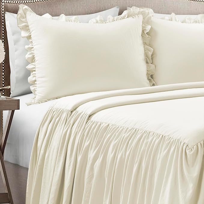 Lush Decor Ruffle Skirt Bedspread Set - 3-Piece Luxurious Farmhouse Bedding - Elegant Ruffle Detail - Timeless Style - Soft Lightweight Sheets - King, Ivory