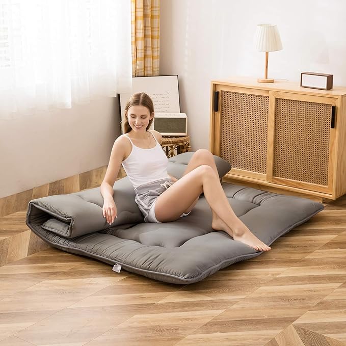 MAXYOYO Japanese Shiki Futon Mattress Floor Mattress Thicken Tatami Mat Sleeping Pad Roll Up Mattress Floor Lounger Bed Folding Couch Bed Mattress Pad for Guest Room, Charcoal Grey, King