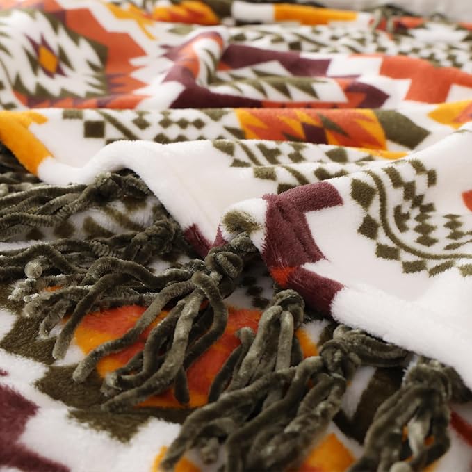 CASAAGUSTO Boho Throw Blanket - Orange and Green Decorative Blankets with Tassel, Printed Flannel Bohemian Blanket for Chair, Bed, Sofa, Couch(50 * 60, Orange and Green)
