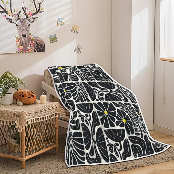 Boho Abstract Colorful Floral Throw Blanket, Vintage Retro Patchwork Black Flower Botanical Geometric Aesthetic Groovy Flannel Throw Blanket for Chair Bed Sofa Couch, 60X70IN