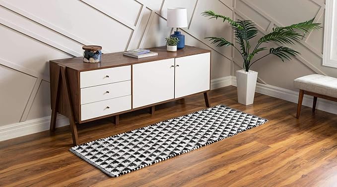 Unique Loom Chindi Jute Collection Area Rug (2' 2" x 6' 1" Runner, White Black)