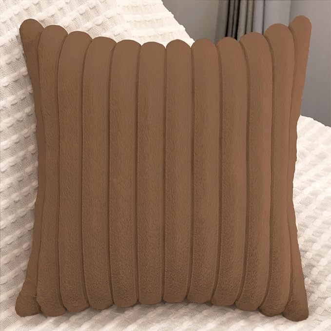 2 Pack 20x20 Pillow Cover Velvet Pillow Covers, Faux Fur Square Throw Pillow Covers for Living Room Decorations Throw Pillow Case, Throw Pillow Cover Cushion Cover for Sofa Bedroom Car, Brown