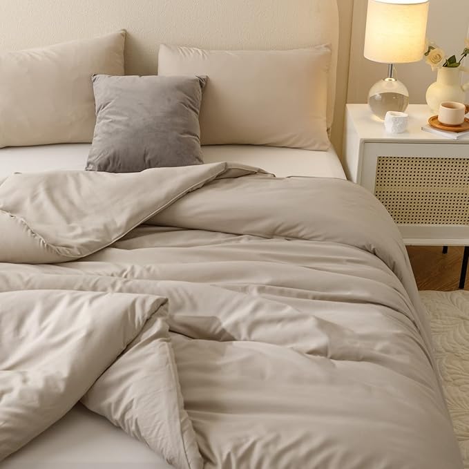 ROSGONIA Oversized King Comforter 128x120, 3pcs Super King Plus (1 Oatmeal Comforter & 2 Pillowcases) Lightweight Oversized King Bedding Set Blanket