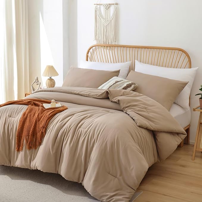 ROSGONIA Oversized King Comforter Taupe Brown, 3pcs(1 Boho Tan Comforter & 2 Pillowcases), Lightweight Oversized King Size Comforter Sets Soft Bedding
