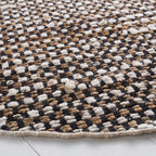 SAFAVIEH Natura Collection Round Rug - 4' Round, Black & Ivory, Transitional Design, Ideal for High Traffic Areas in Living Room, Bedroom & Dining Room (NAT349Z-4R)
