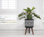 D'vine Dev 8 Inch Planter Pot with Stand, Mid-Century Tall Plant Pot with Legs for Indoor Plants, Small, White/Black, 88-G-A-4