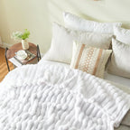 NEWCOSPLAY Super Soft King Blanket White Premium Silky Flannel Fleece 3D Ribbed Jacquard Lightweight Bed Blanket All Season Use (White Ribbed, King(90"x110"))