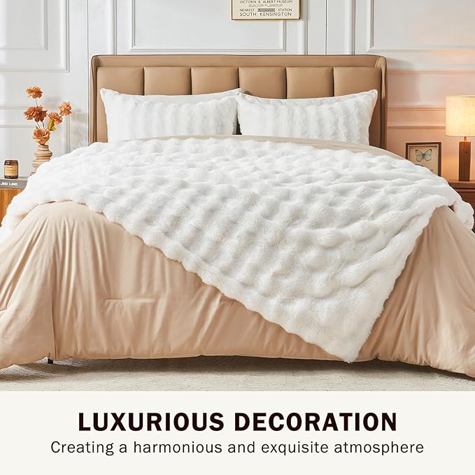 EMME Faux Fur Throw Blanket White - Big Bubble Rabbit Cozy Blanket for Couch, Small Fluffy Fuzzy Cozy Blanket, Thick Furry Plush Shaggy Blankets, 650GSM, 50x60 Inches