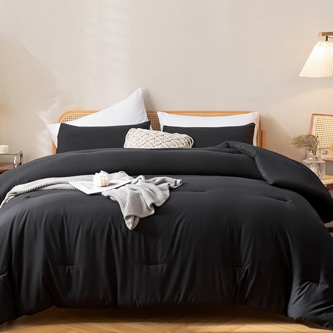 ROSGONIA Oversized King Comforter 128x120, 3pcs Super King Plus (1 Black Comforter & 2 Pillowcases) Lightweight Oversized King Bedding Set Blanket