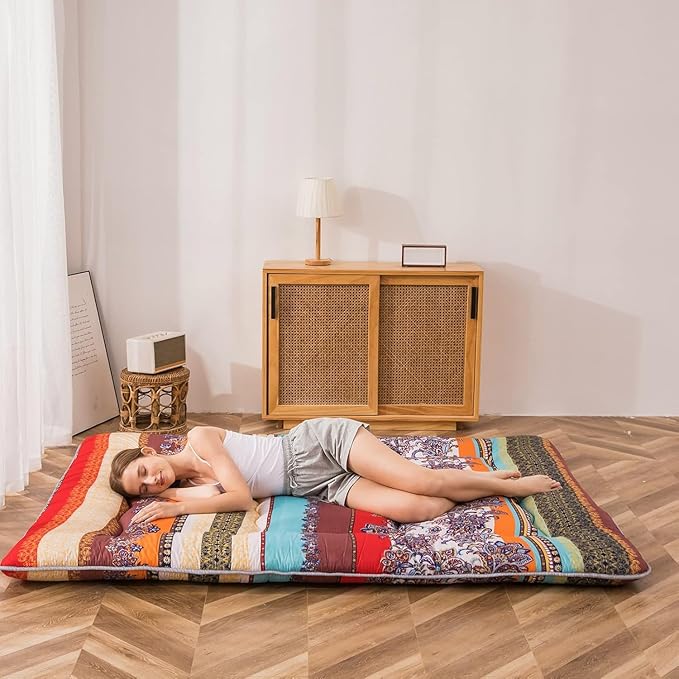 MAXYOYO Bohemian Retro Floor Mattress Vintage Floral Japanese Futon Mattress Roll Up Thicken Sleeping Bed Portable Camping Mattress Floor Lounger Couch Bed Mattress Pad, Full Size